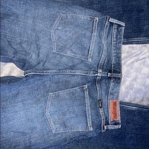 COPY - Womens Wrangler high rise flare